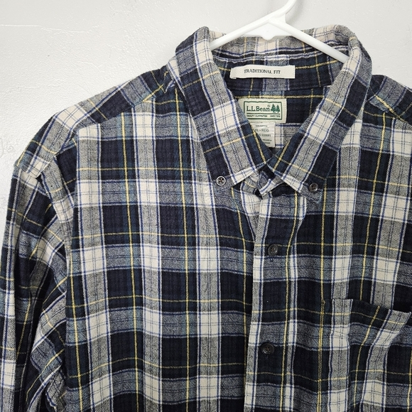 L.L. Bean Traditional Fit Men's XL Regular Navy White Green Yellow Plaid Flannel - Picture 3 of 5
